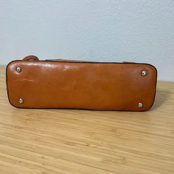 Fossil Tan Leather Crossbody Bag - Picture 3 of 10